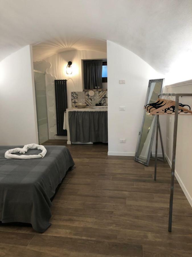Tree House Apartment Polpenazze del Garda Ngoại thất bức ảnh
