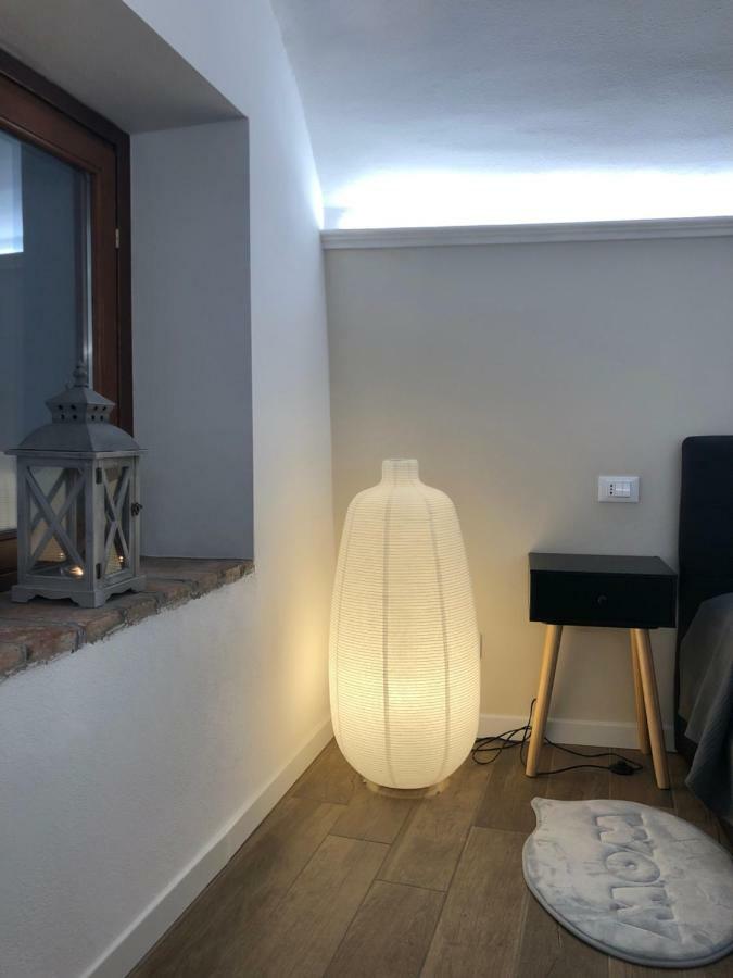 Tree House Apartment Polpenazze del Garda Ngoại thất bức ảnh